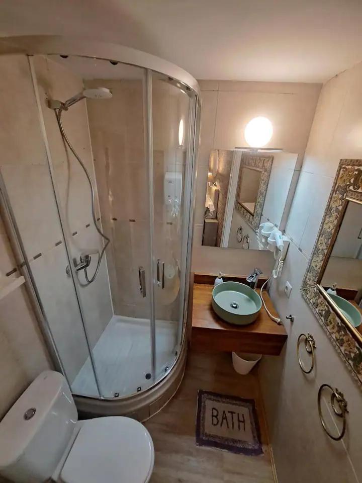 Cosy En La Latina Apartment Madrid