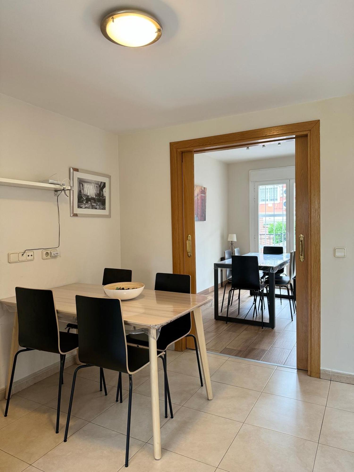 Ifema 5 4 Banos, Parking Free Vakantiehuis *