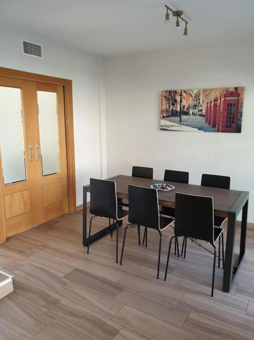 Vakantiehuis Ifema 5 4 Banos, Parking Free