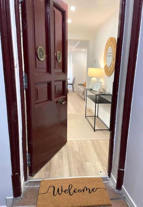 Apartment Centric Lovely Private Flat 2bd, 2bh + Ac Madrid