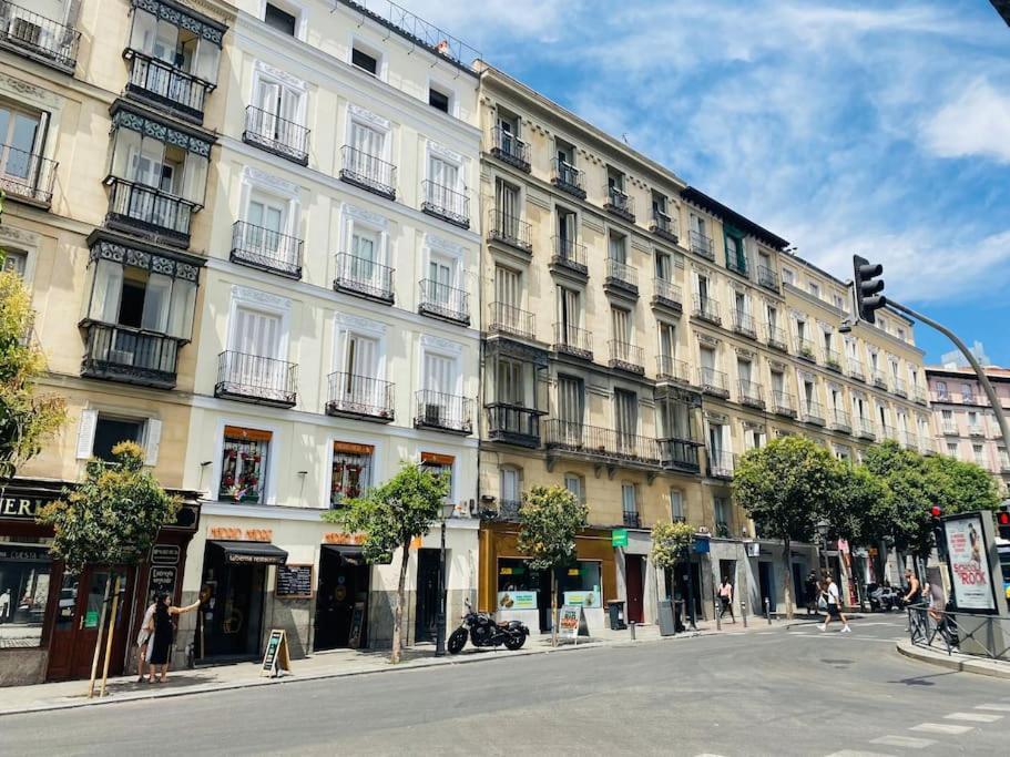 Centric Lovely Private Flat 2bd, 2bh + Ac Madrid