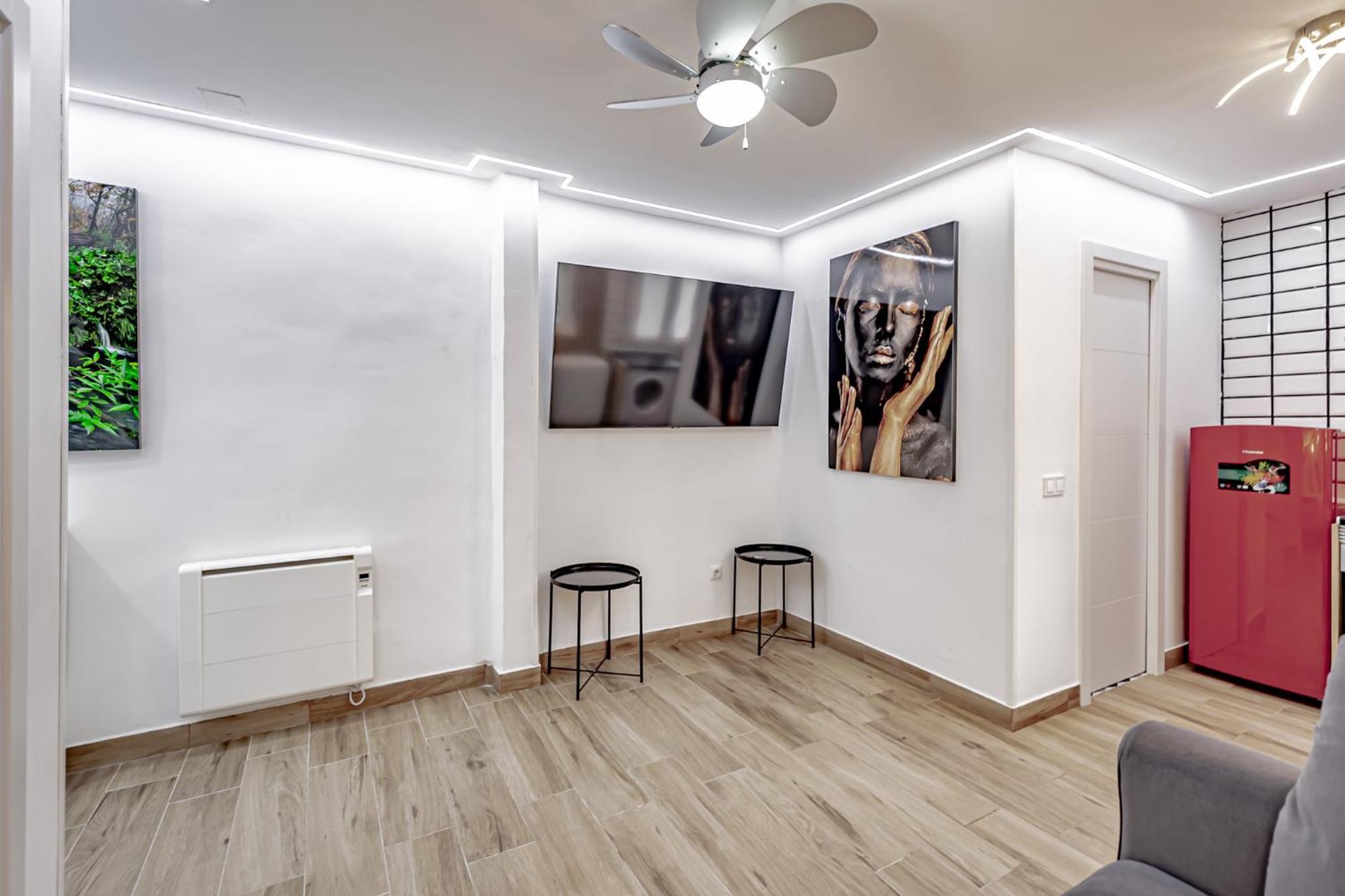 Estrecho Apartamento Madrid