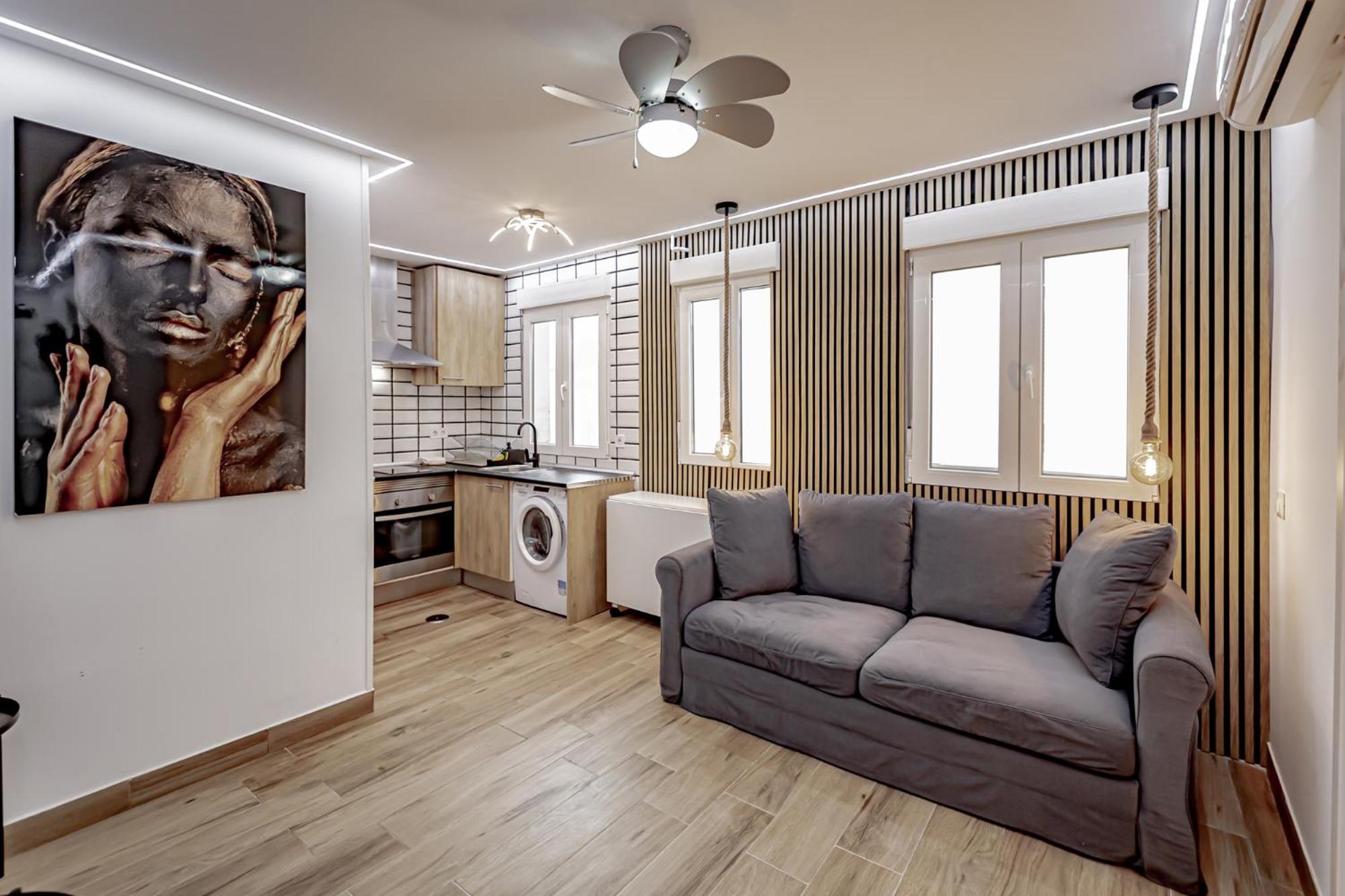 Estrecho Apartamento Madrid