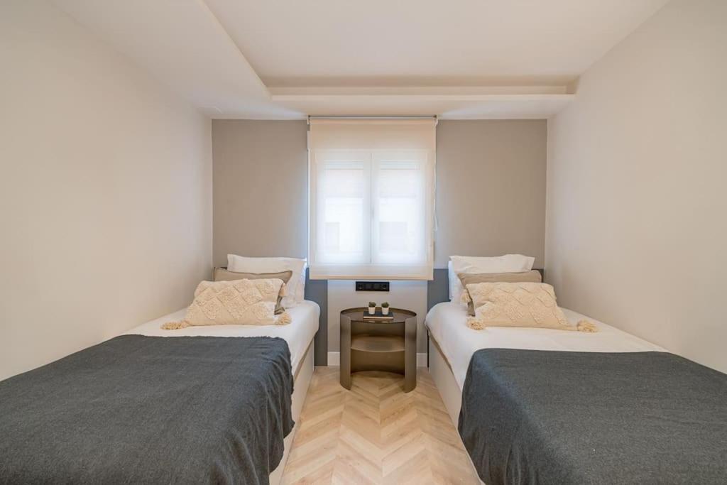 Apartment Puerta Del Sol 3br 3bh Madrid
