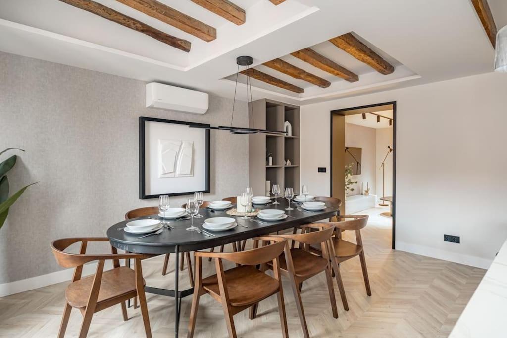 Puerta Del Sol 3br 3bh Apartment