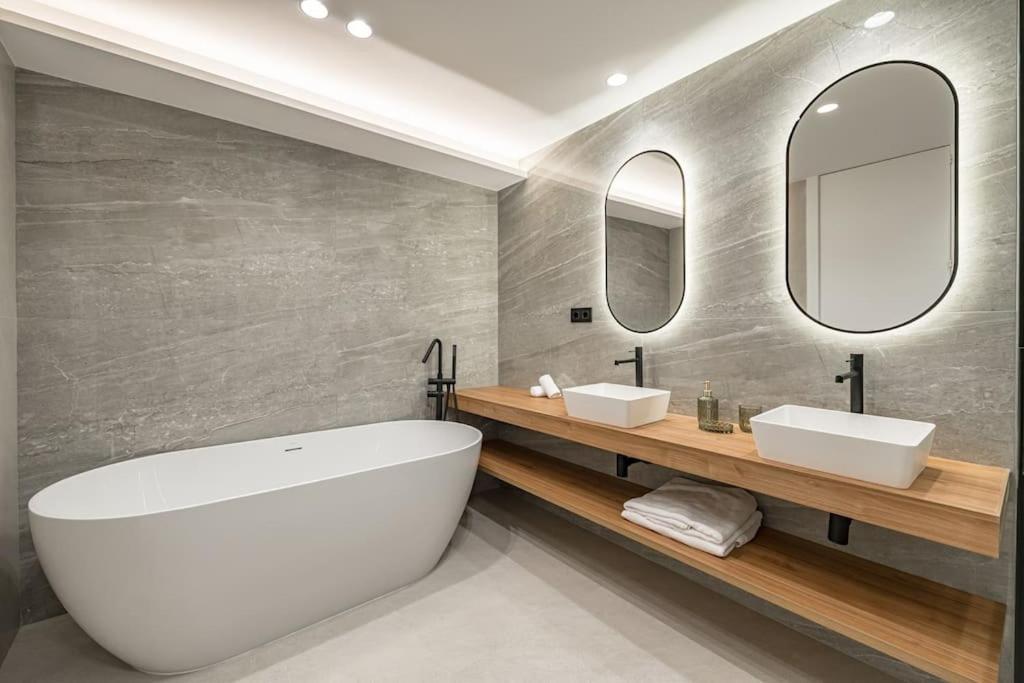 Apartment Puerta Del Sol 3br 3bh Madrid