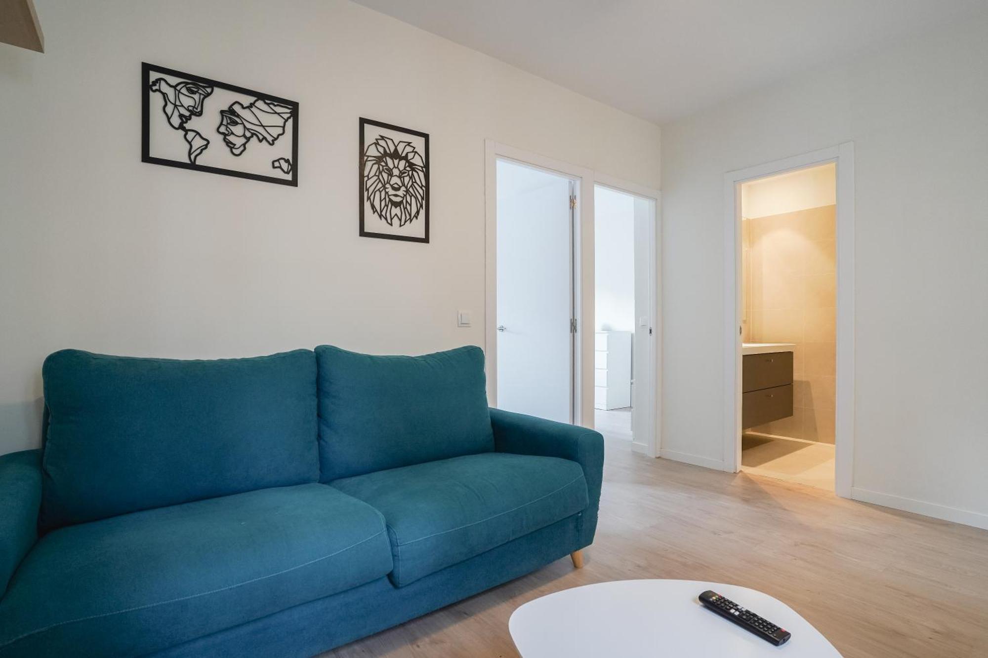 Apartment Bright Modern - 2bedrooms 1bath - Delicias Madrid