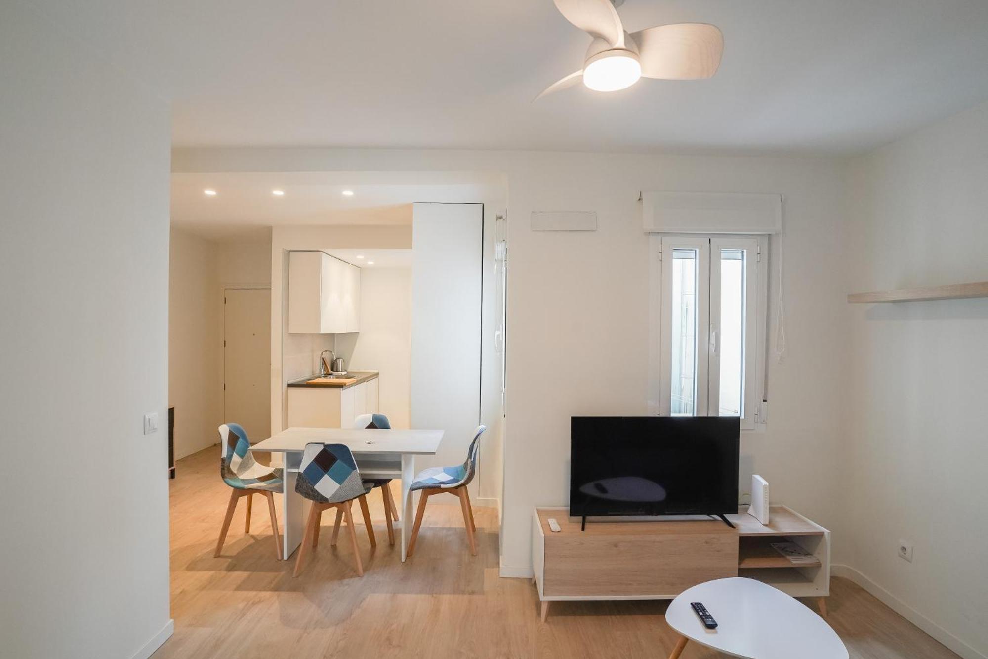 Bright Modern - 2bedrooms 1bath - Delicias Madrid