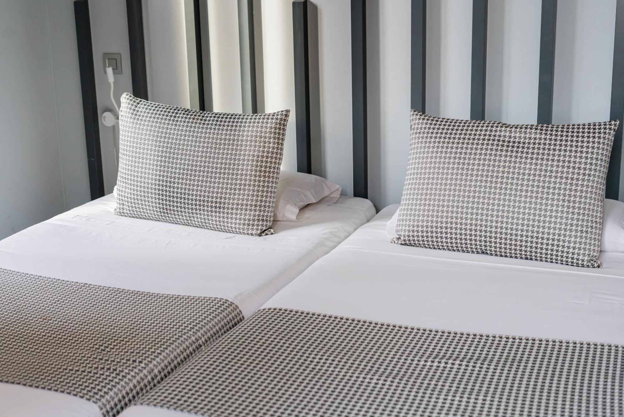 Carmen-gran Via Hostel *