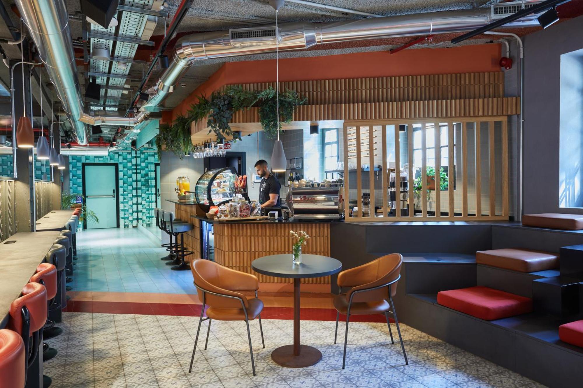 The Social Hub 4 Star 4*