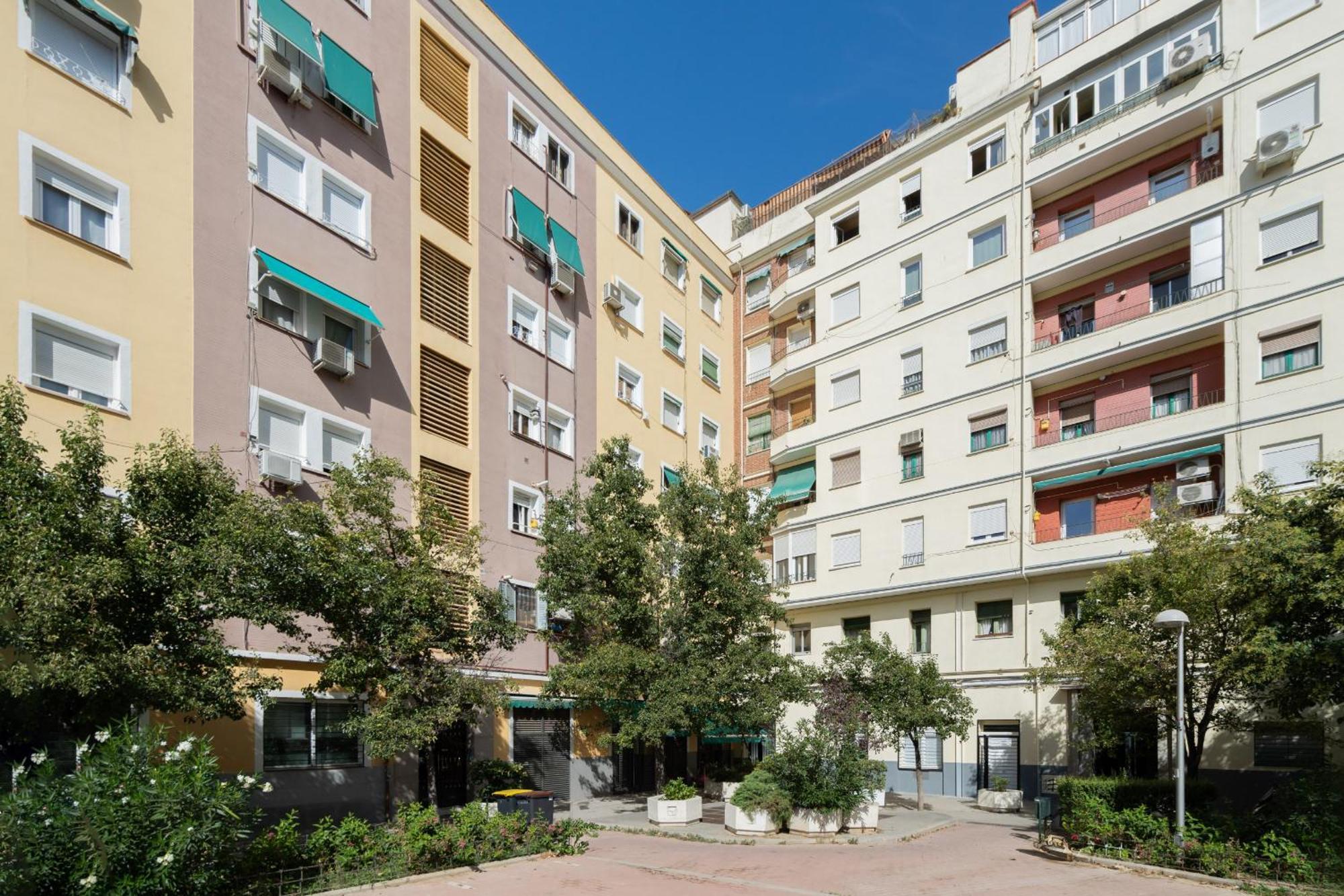 Lofts Reformados En El Bernabeu Alquiler Temporal Apartamento Madri