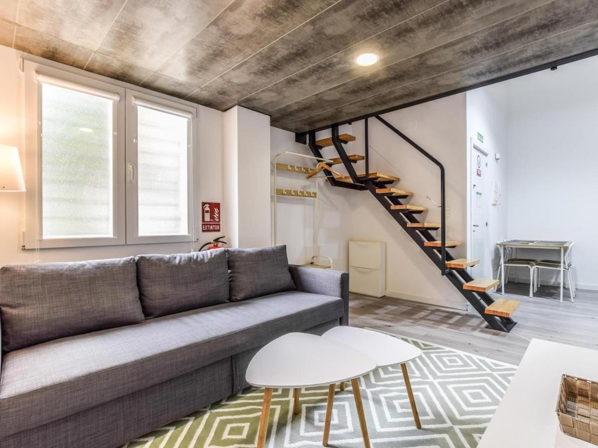 Lofts Reformados En El Bernabeu Appartement