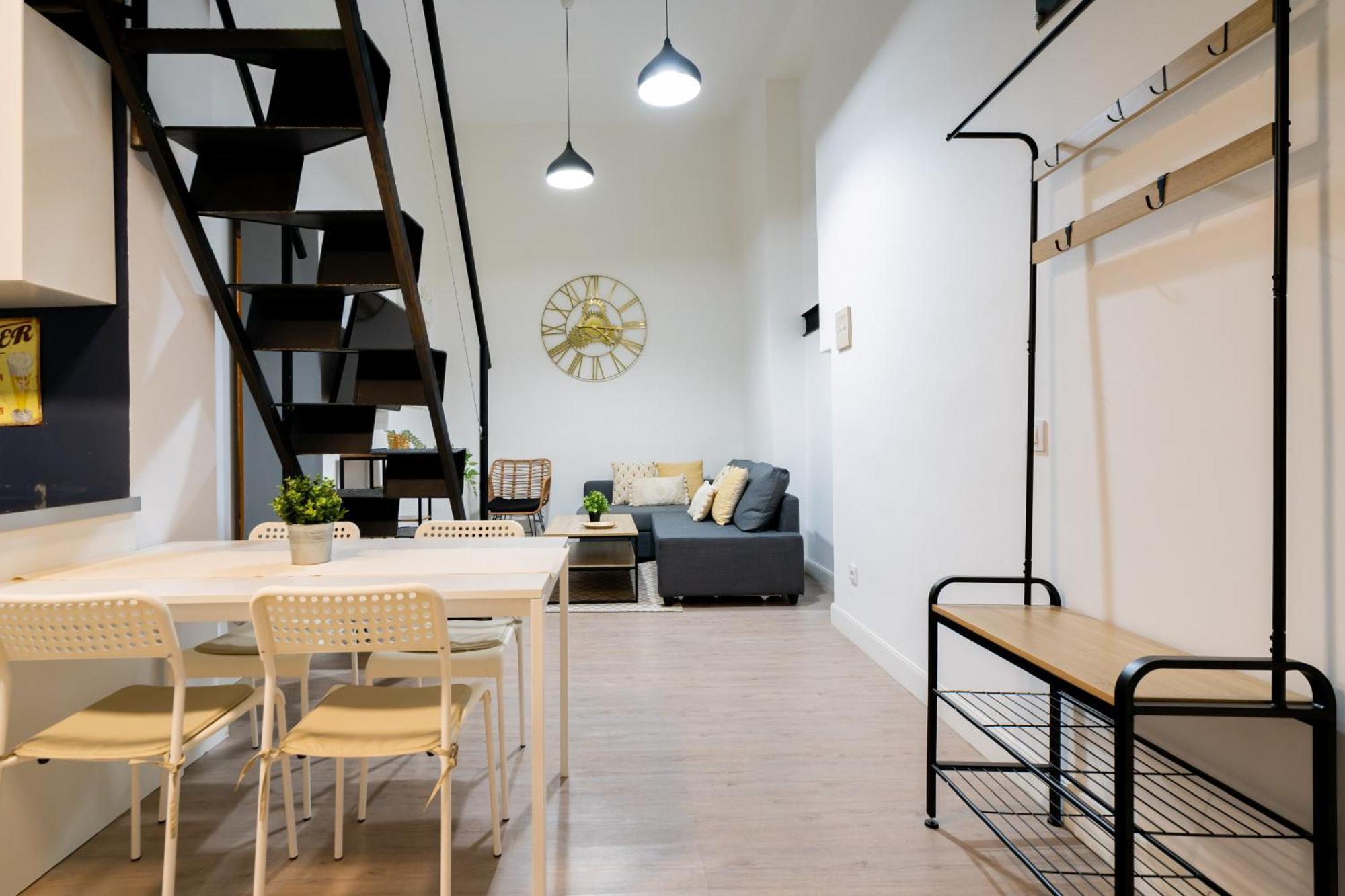 Lofts Reformados En El Bernabeu Alquiler Temporal * Madri