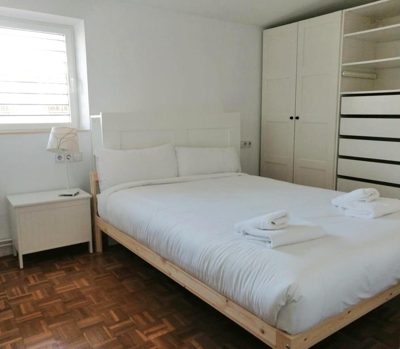 Preciosa Casa Familiar, Sabadell Apartment Madrid