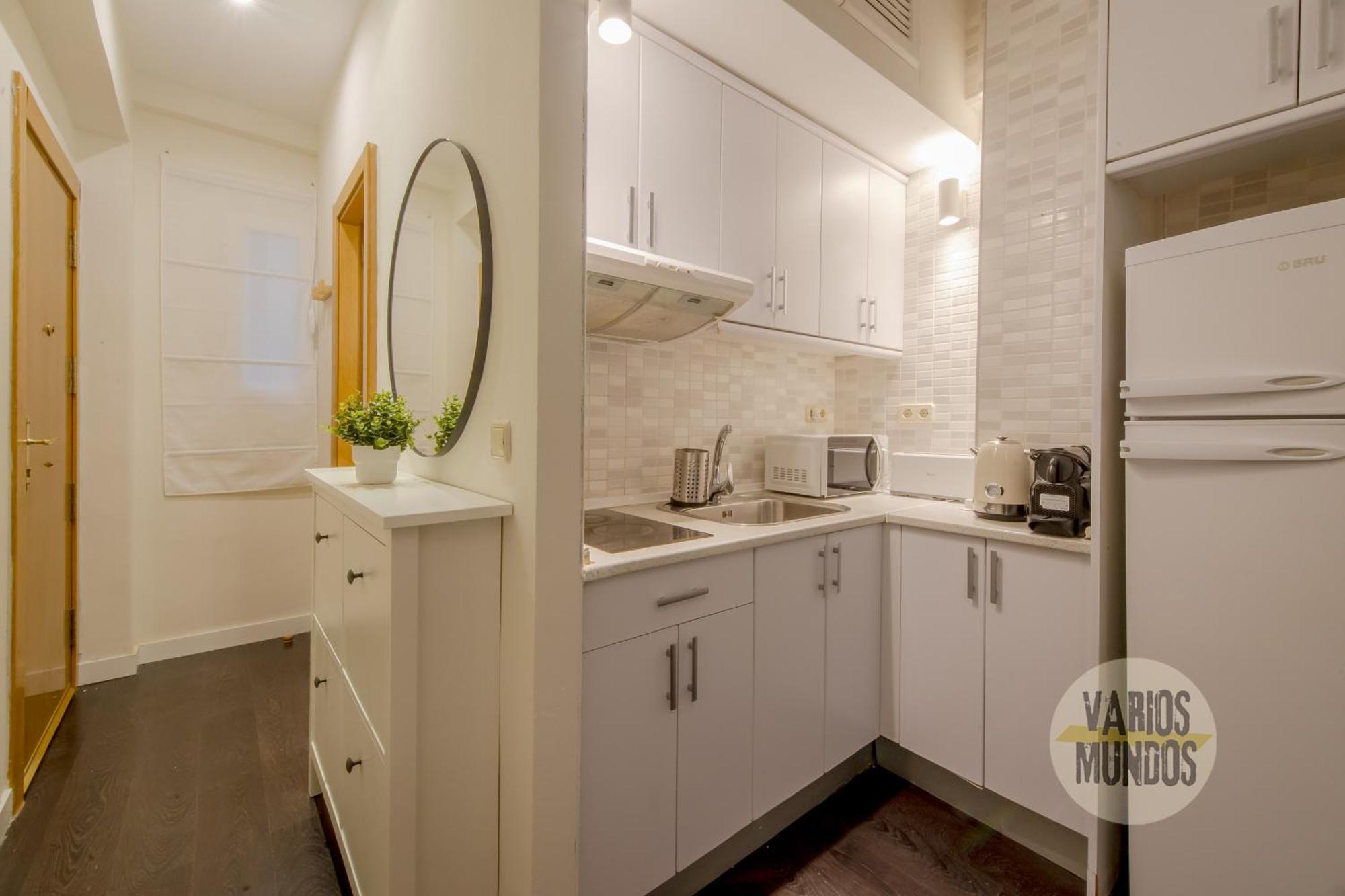 Tiny 3pax En La Plaza De Chueca Apartment
