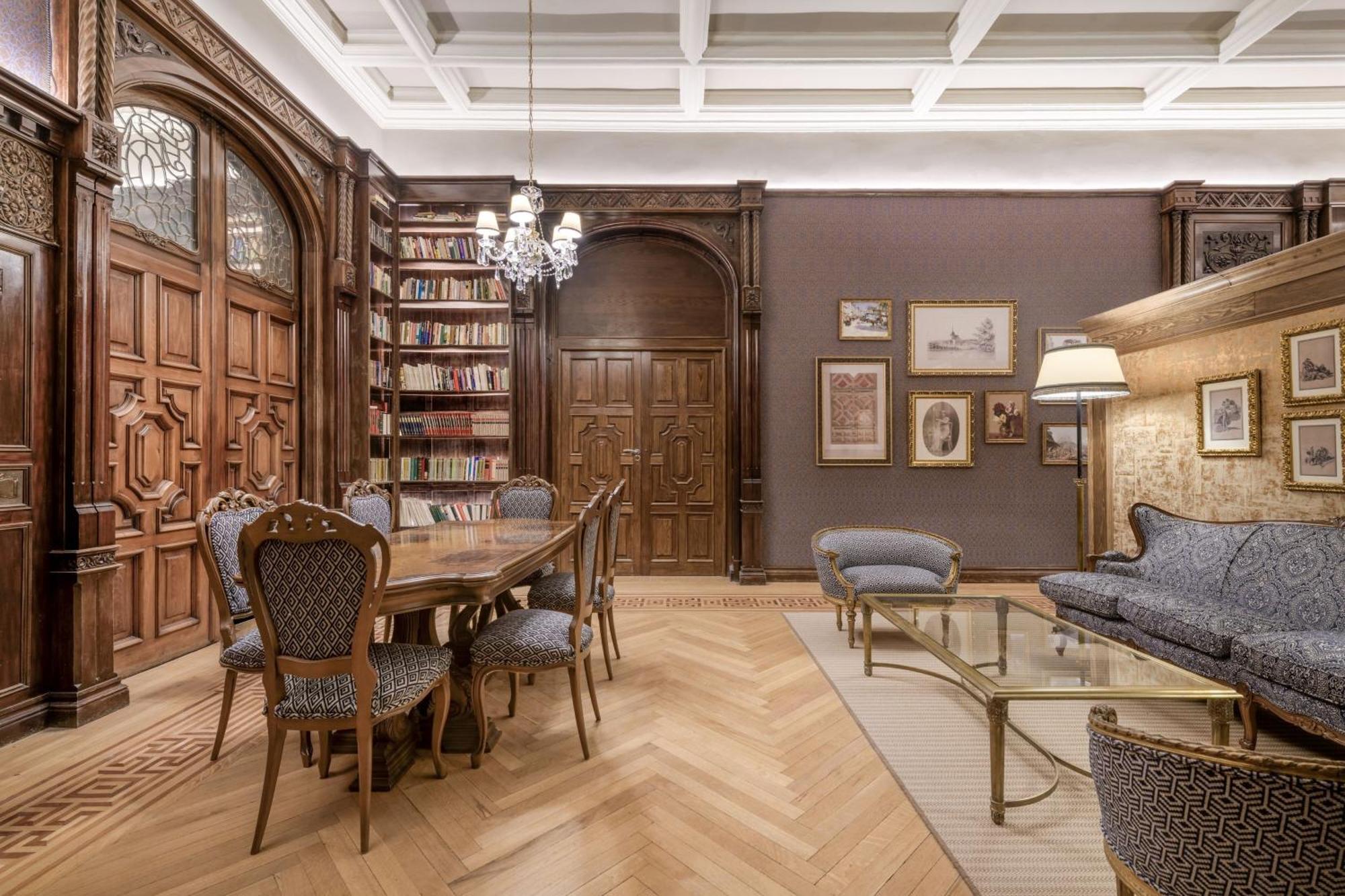 Palacio Del Retiro, Autograph Collection Hotel 5*