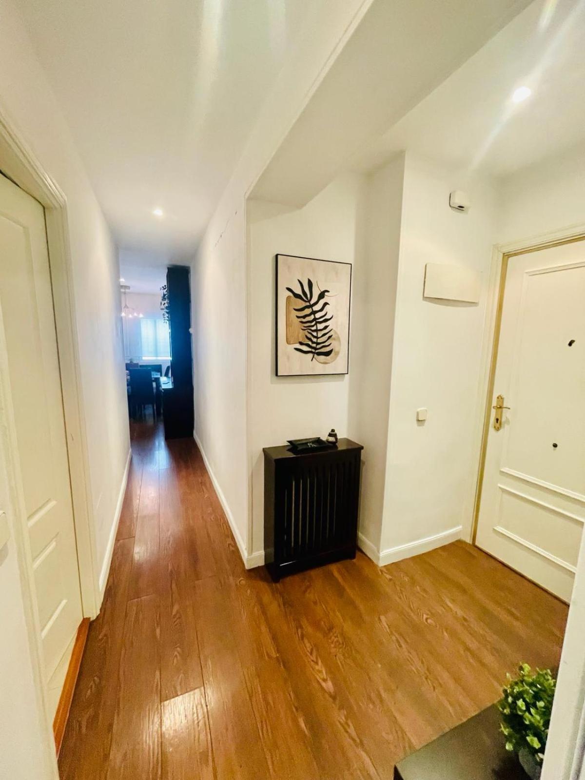 Apartment Cuatro Torres, Apto 2 Madrid