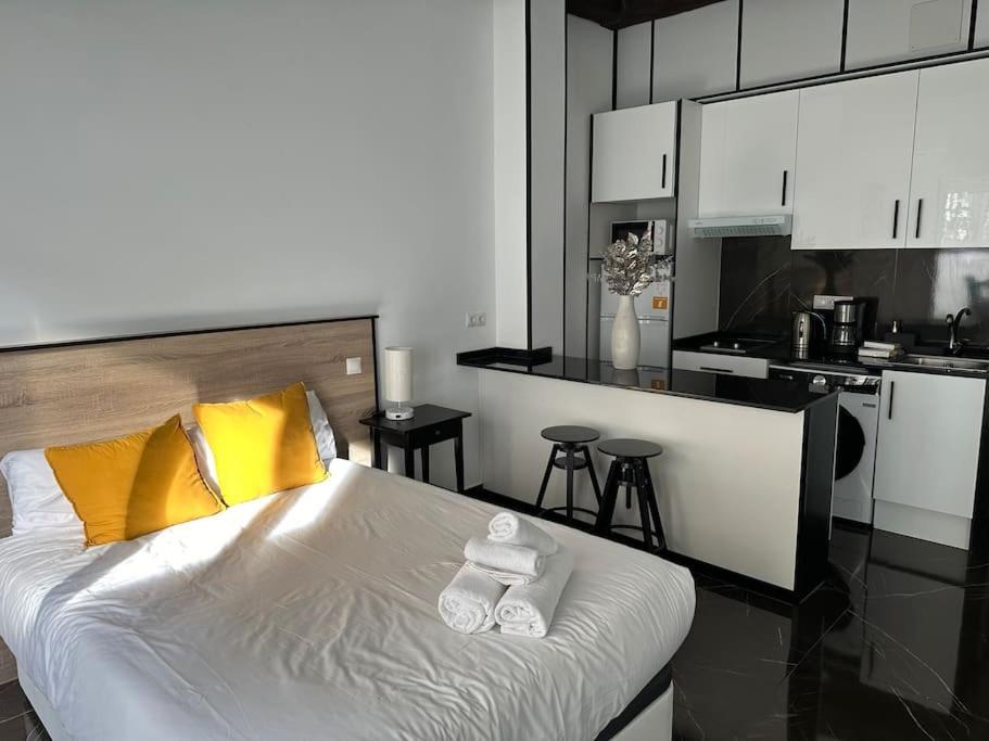 Cozy Penthouse With Terrace In Gran Via - 3c Appartement