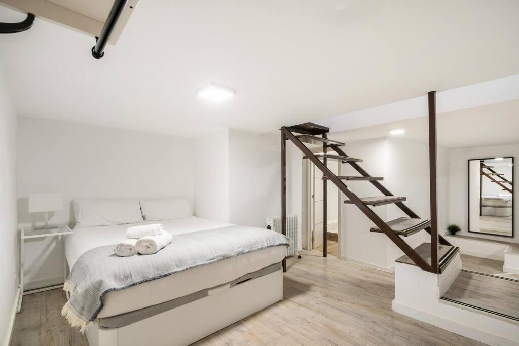 Apartment Charming Flat In Madrid-rio Madrid