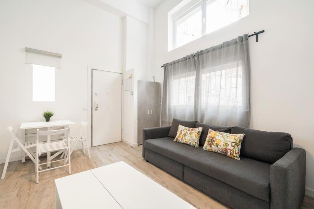 Charming Flat In Madrid-rio Apartment