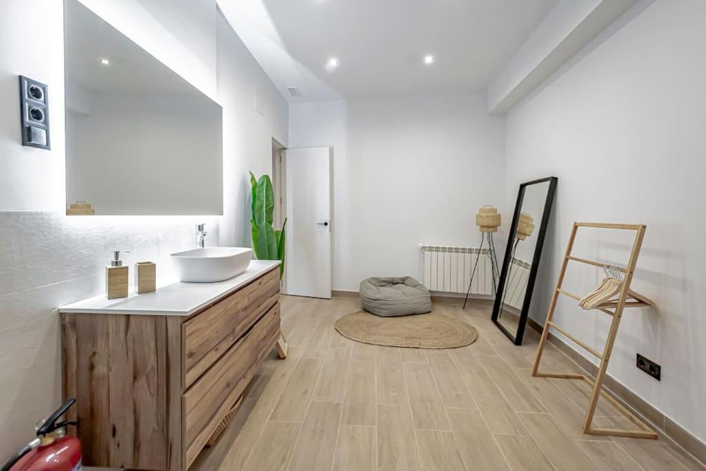 Appartement Stunning And Spacious Flat At Barrio De Letras Madrid