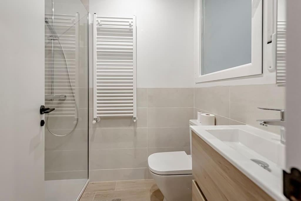 Stunning And Spacious Flat At Barrio De Letras Appartement *