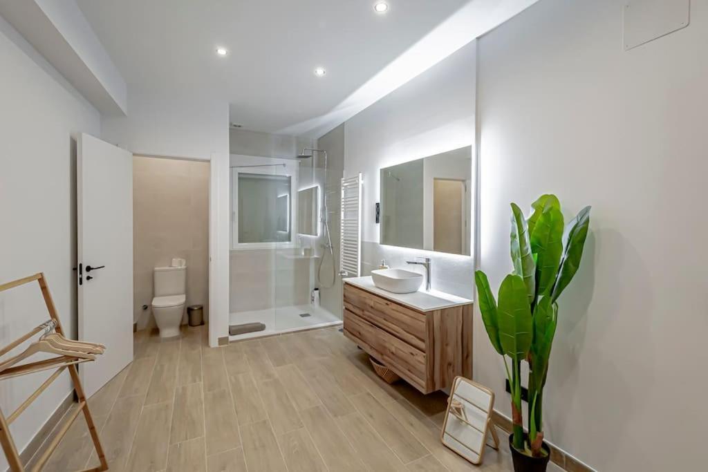 Appartement Stunning And Spacious Flat At Barrio De Letras *