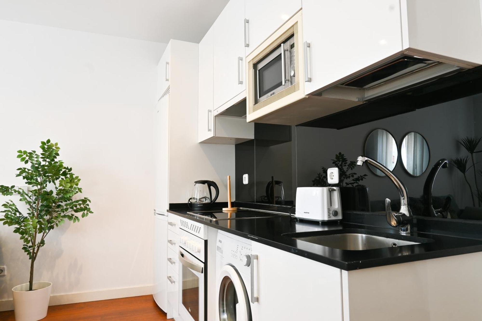 Apartment For You Apartamento De Dos Con Terraza En El Corazon De Malasana Ecl4ºa