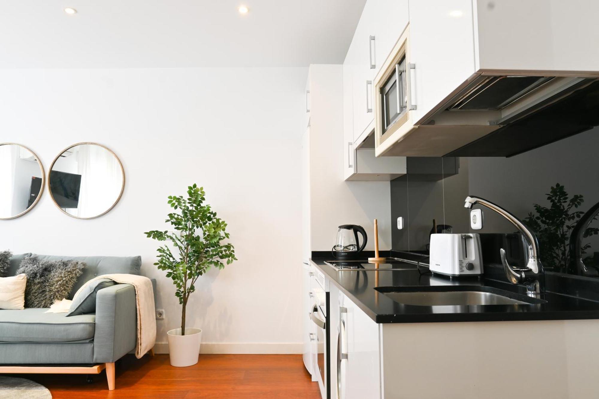For You Apartamento De Dos Con Terraza En El Corazon De Malasana Ecl4ºa Apartment Madrid