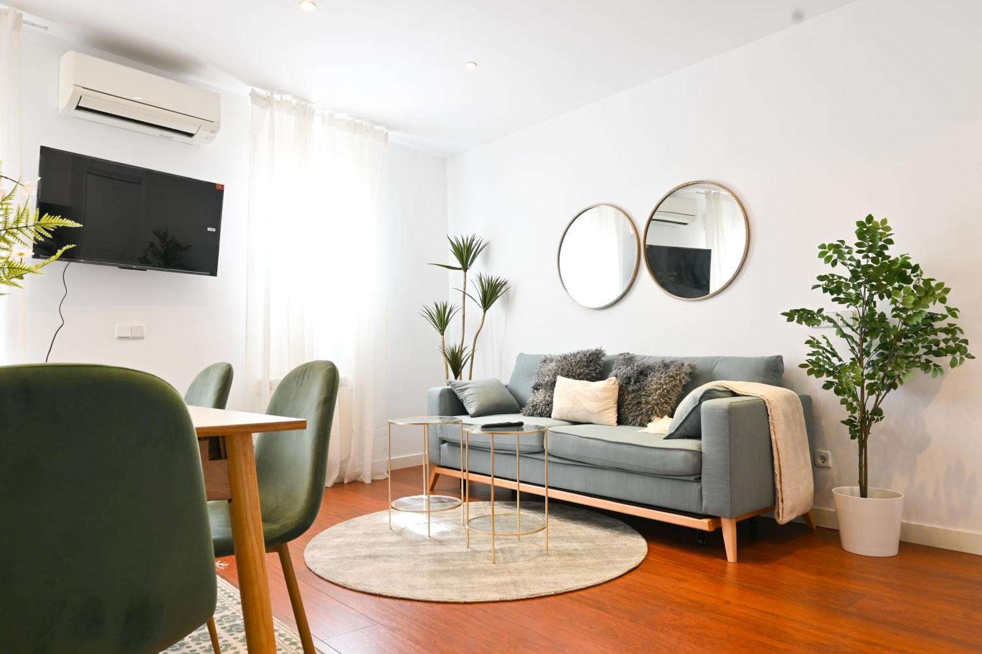 For You Apartamento De Dos Con Terraza En El Corazon De Malasana Ecl4ºa Appartamento Madrid