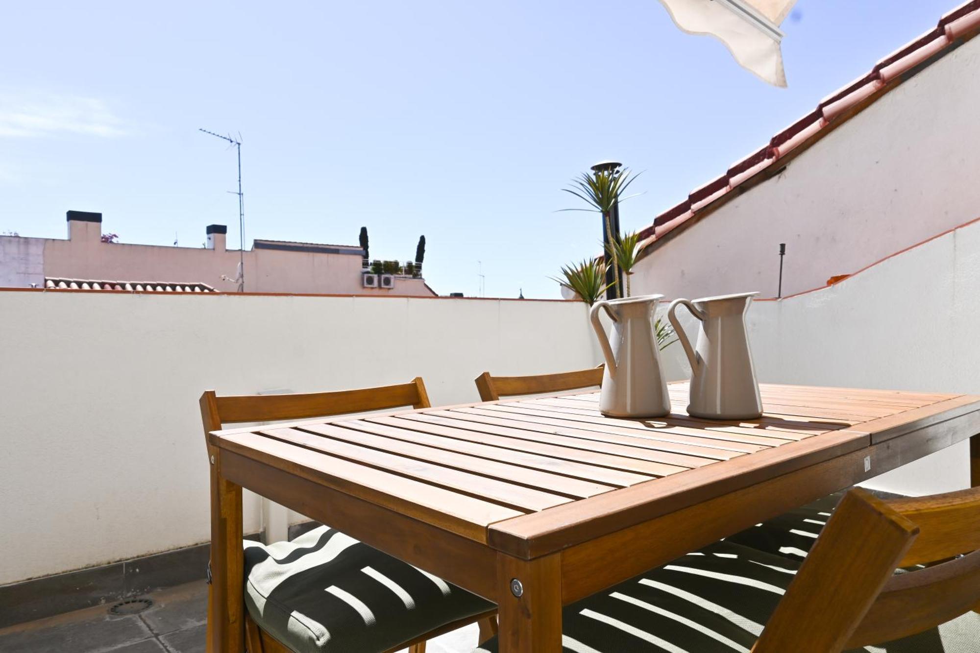 For You Apartamento De Dos Con Terraza En El Corazon De Malasana Ecl4ºa Apartment Madrid