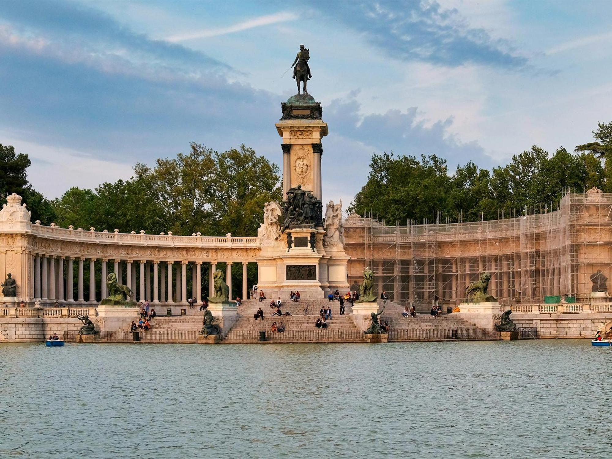 Apartamento Luxury For Two In Neptuno Madrid
