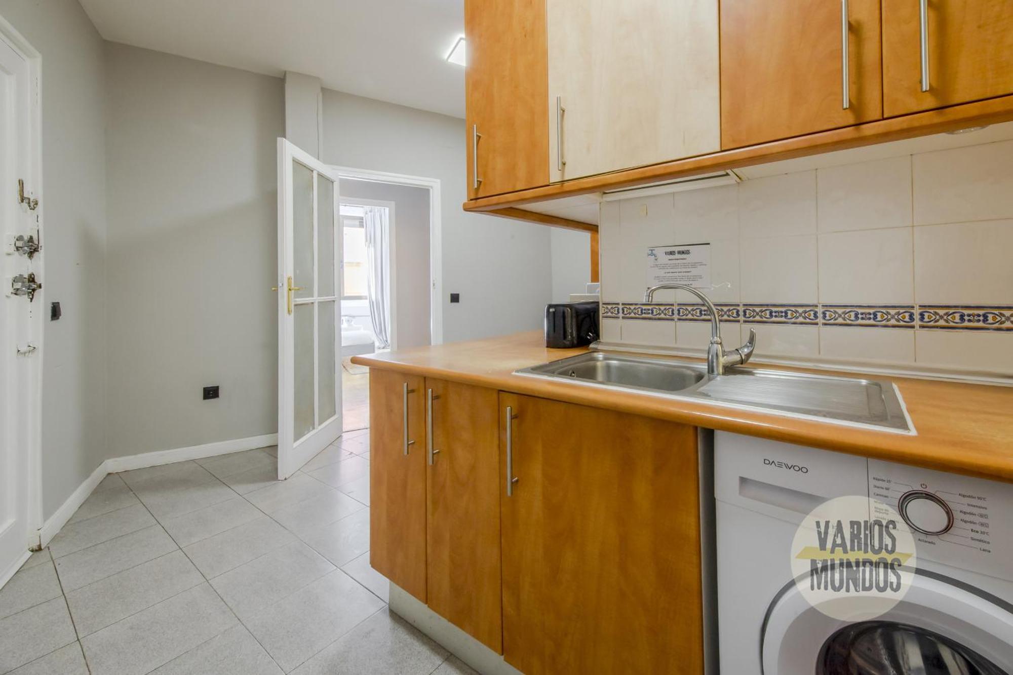 Apartment Amplio Y Centrico 9pax En La Latina Madrid