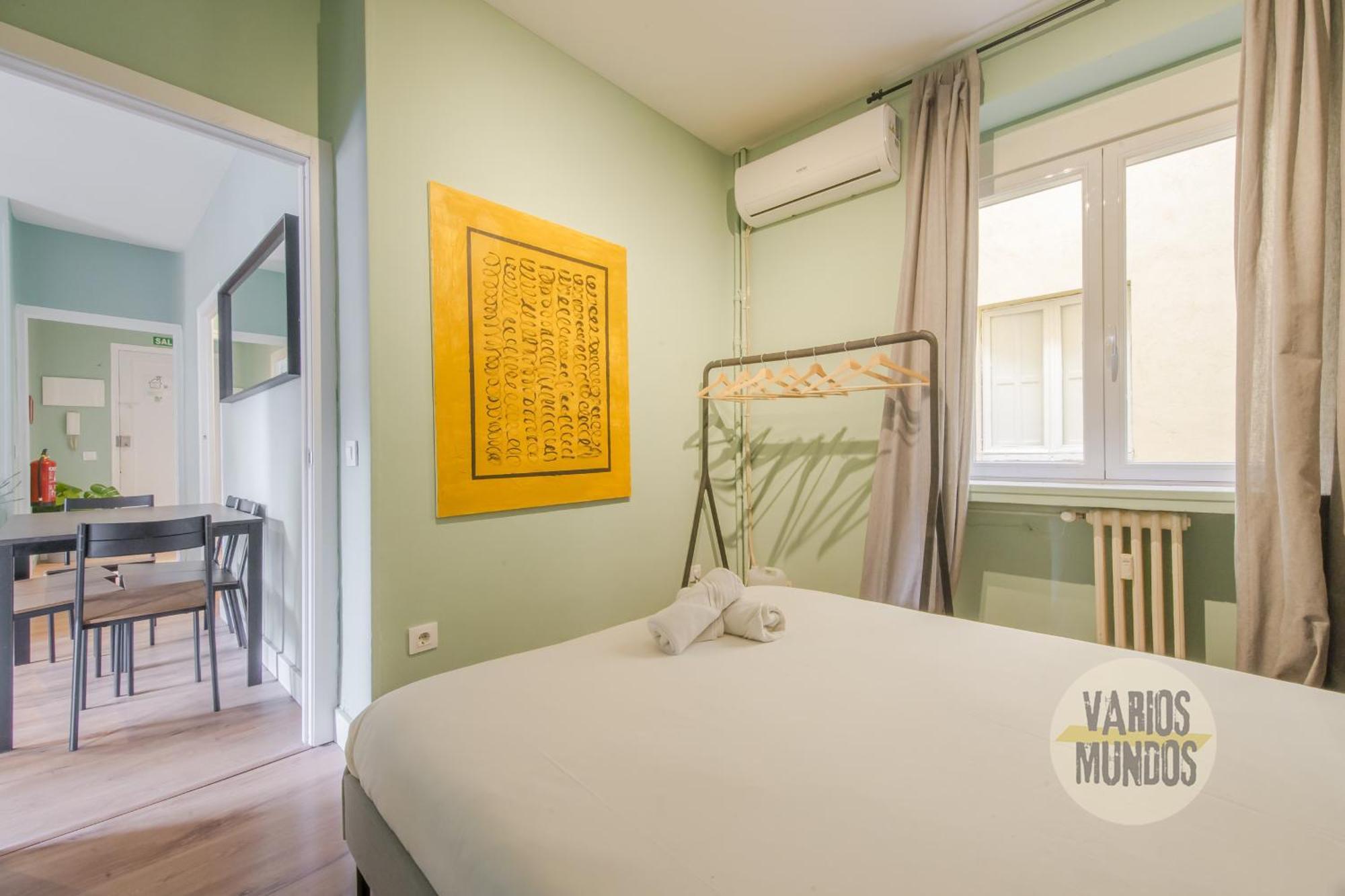 Classic 7pax En La Latina-centro De * Madrid