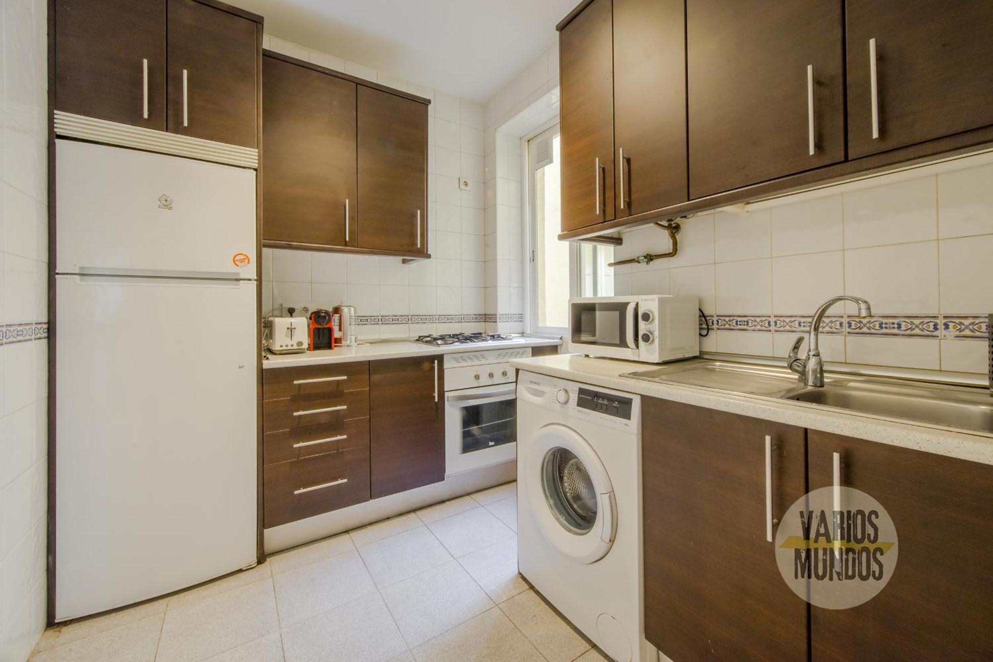 Apartment Classic 7pax En La Latina-centro De Madrid