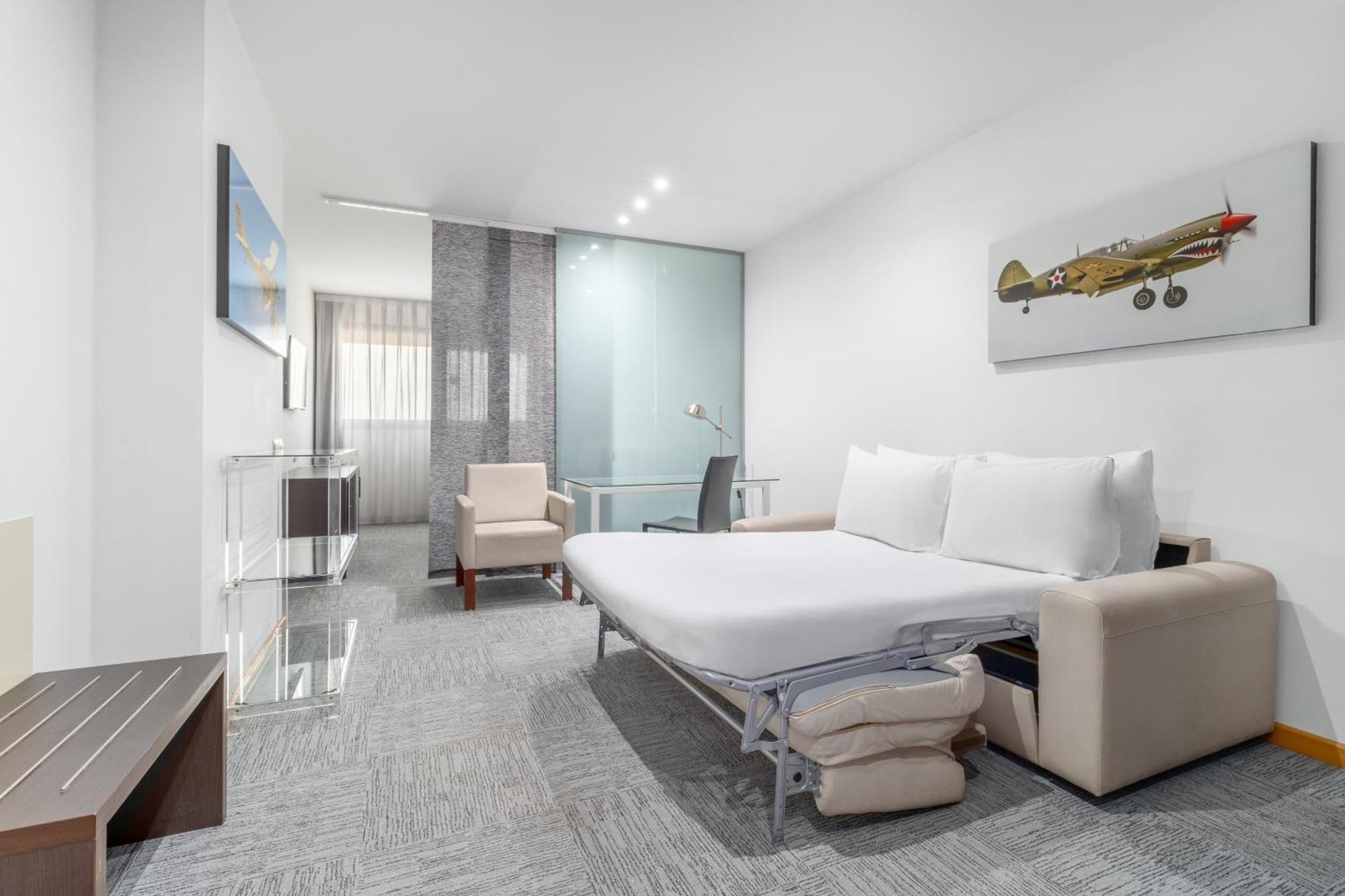 Dome Hotel 4*
