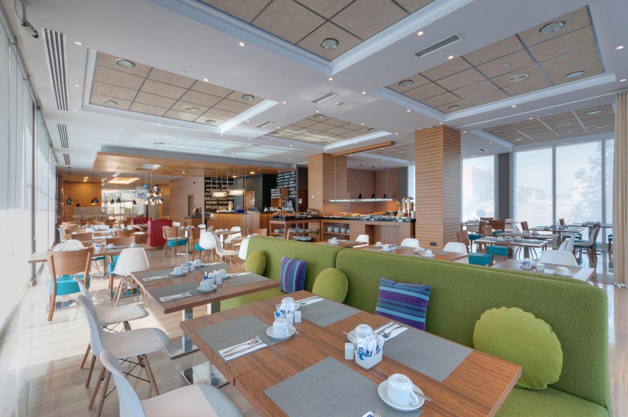 Chamartín, Affiliated By Meliá Madrid