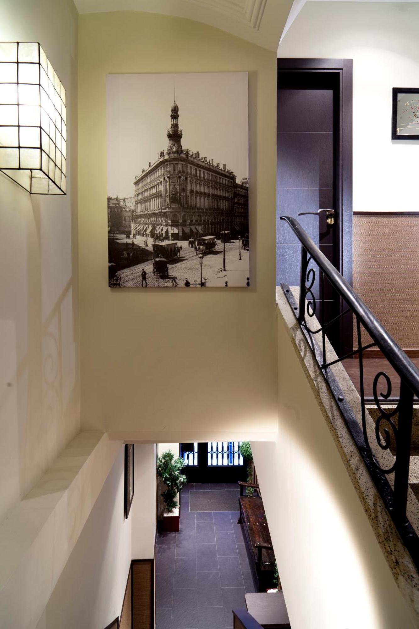 Hostal Thc Tirso Molina