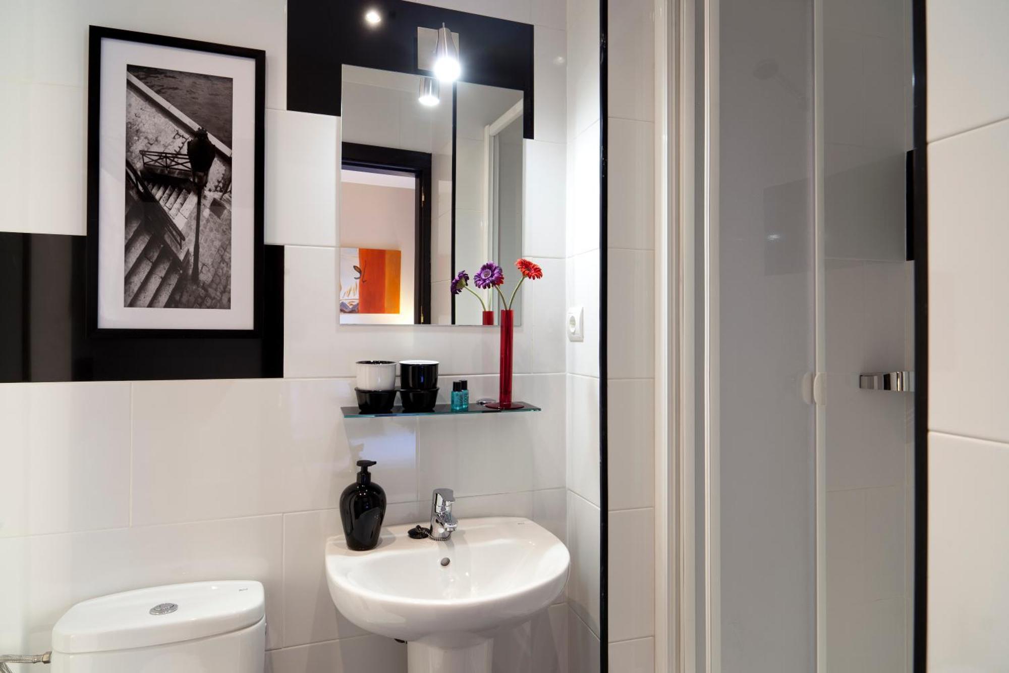 Hostal Thc Tirso Molina *