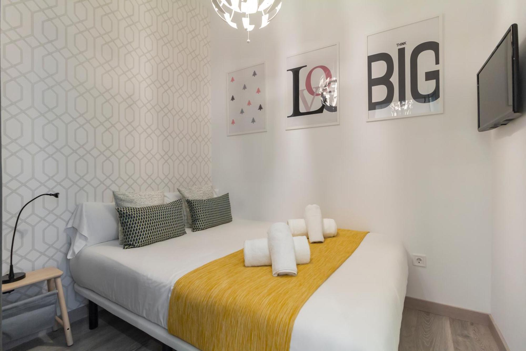 Apartamento Ronda De Valencia Madri