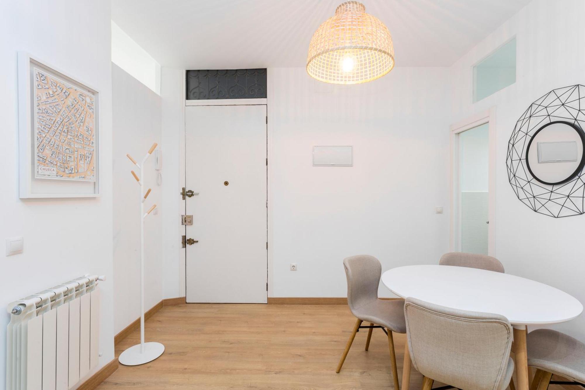 Apartamento Luxurious 2br/2ba In Chueca