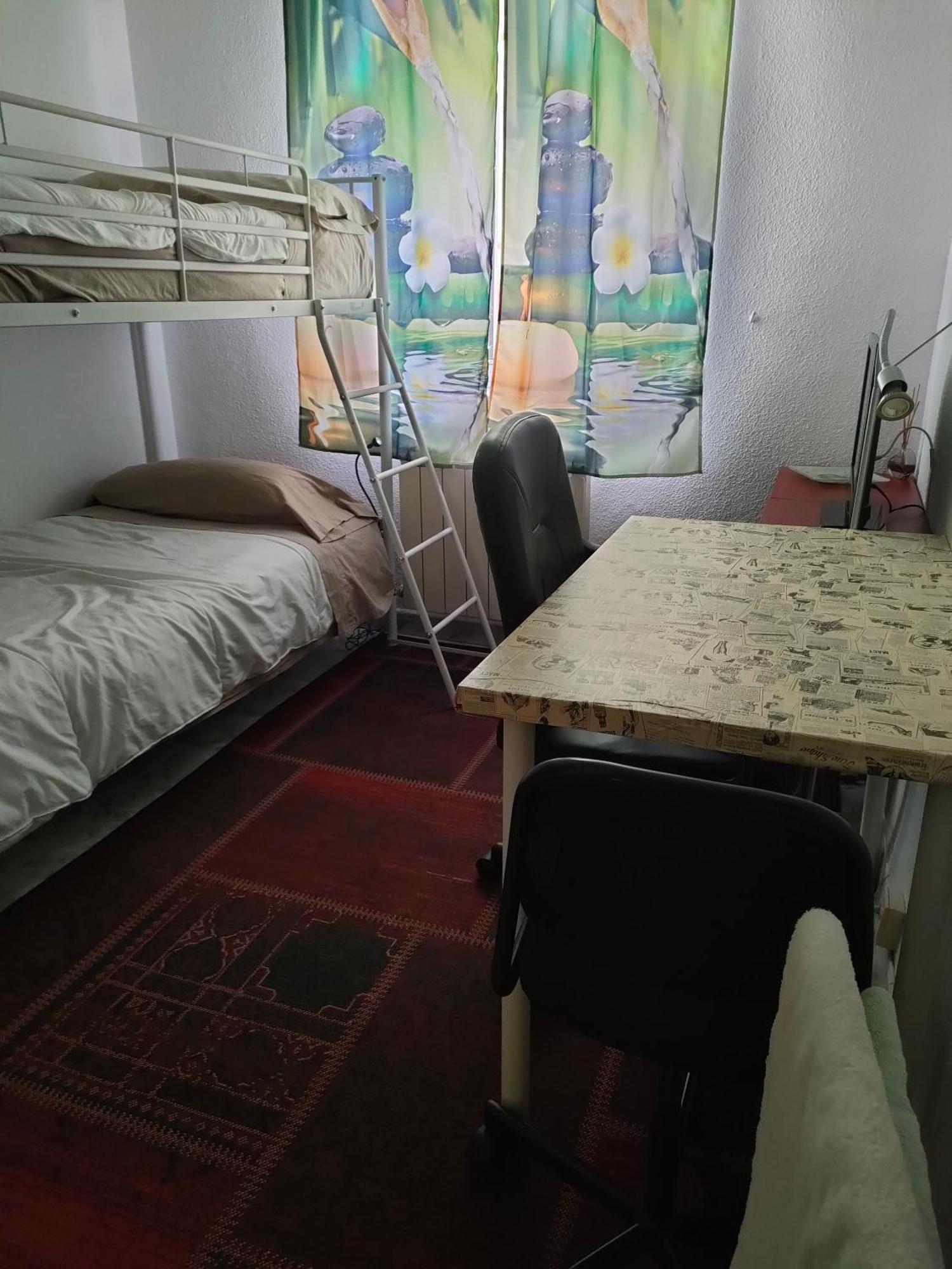 Apartamento Privada, Luminosa Y Bien Comunicada Madrid