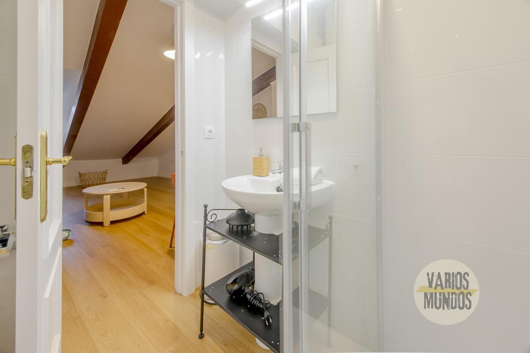 Apartment Fashion Design Loft En Calle Carretas-sol 4pax