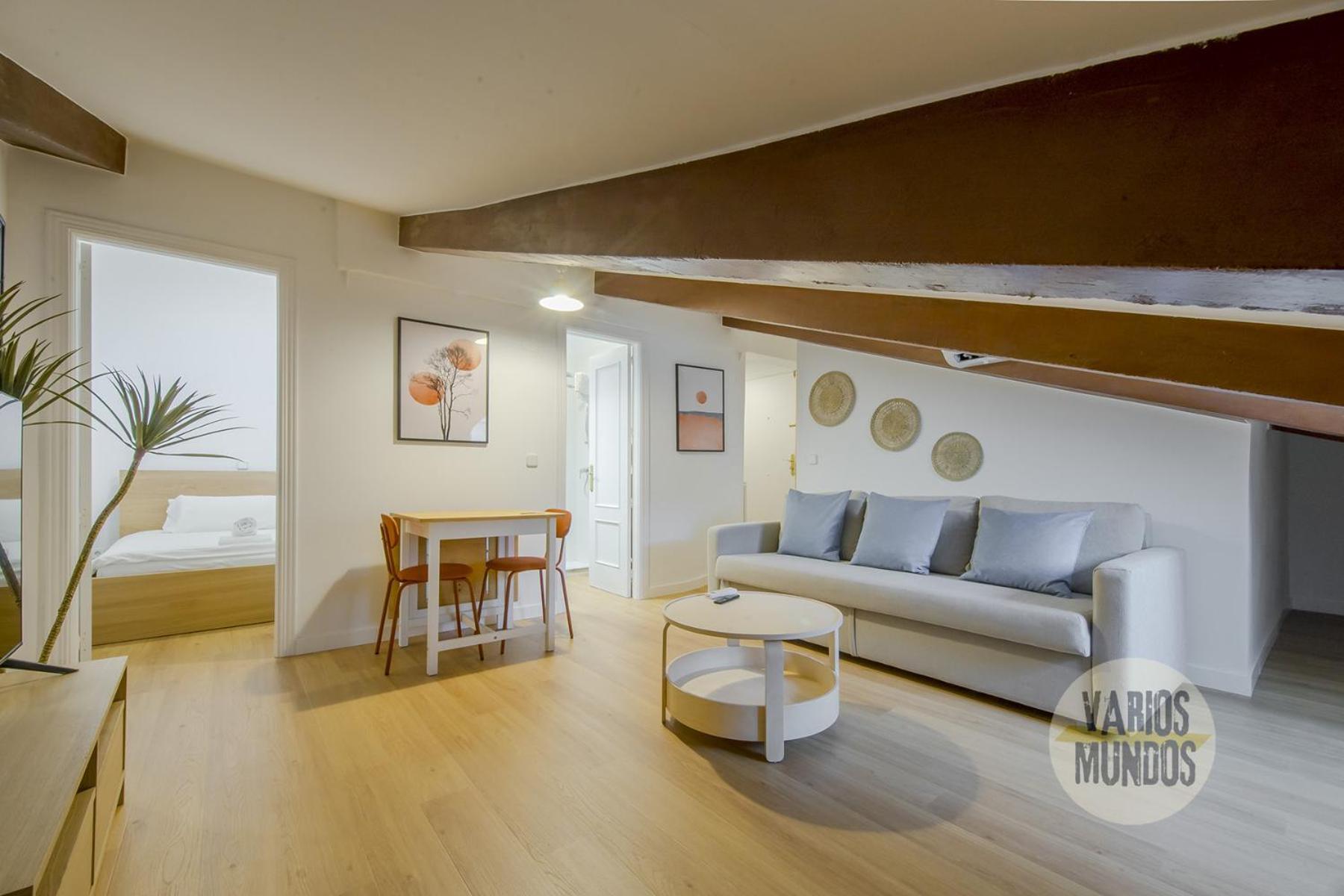 Apartment Fashion Design Loft En Calle Carretas-sol 4pax Madrid