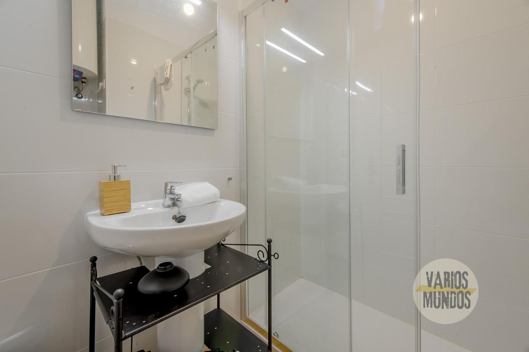 Apartment Fashion Design Loft En Calle Carretas-sol 4pax *