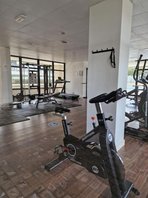 Apartment Valdebebas Con Garaje Gimnasio Y Piscina *