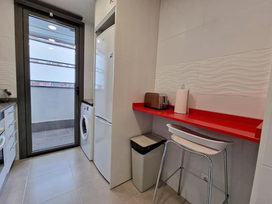 Apartment Valdebebas Con Garaje Gimnasio Y Piscina Madrid