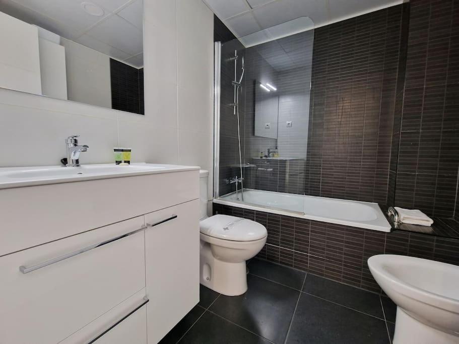 Apartment Valdebebas Con Garaje Gimnasio Y Piscina