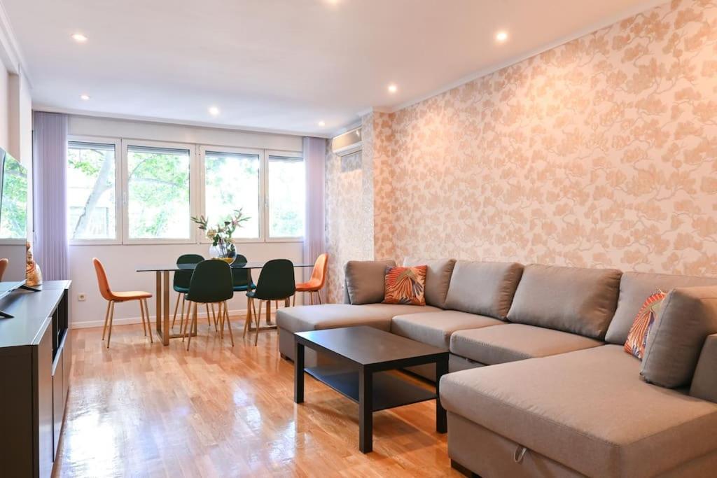 Apartamento For Temporal Espacioso De Tres En Ore51