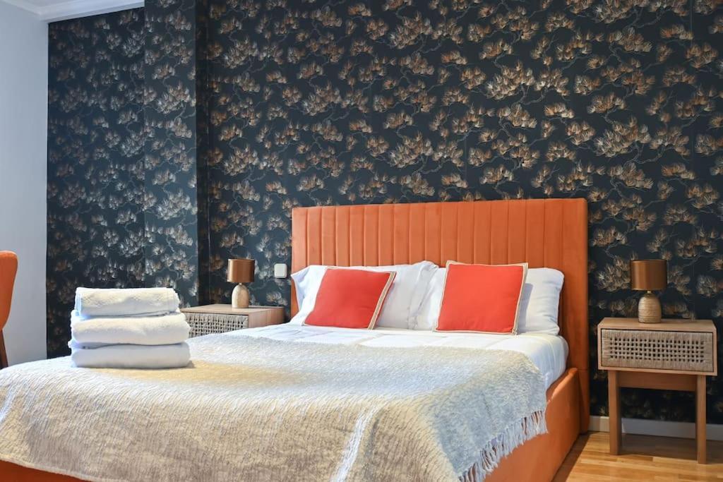 Apartamento For Temporal Espacioso De Tres En Ore51 Madrid